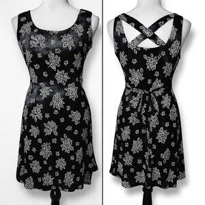 DBY Vintage 90s Velvet Dress Floral Criss-Cross Back Whimsigoth Juniors Size 7